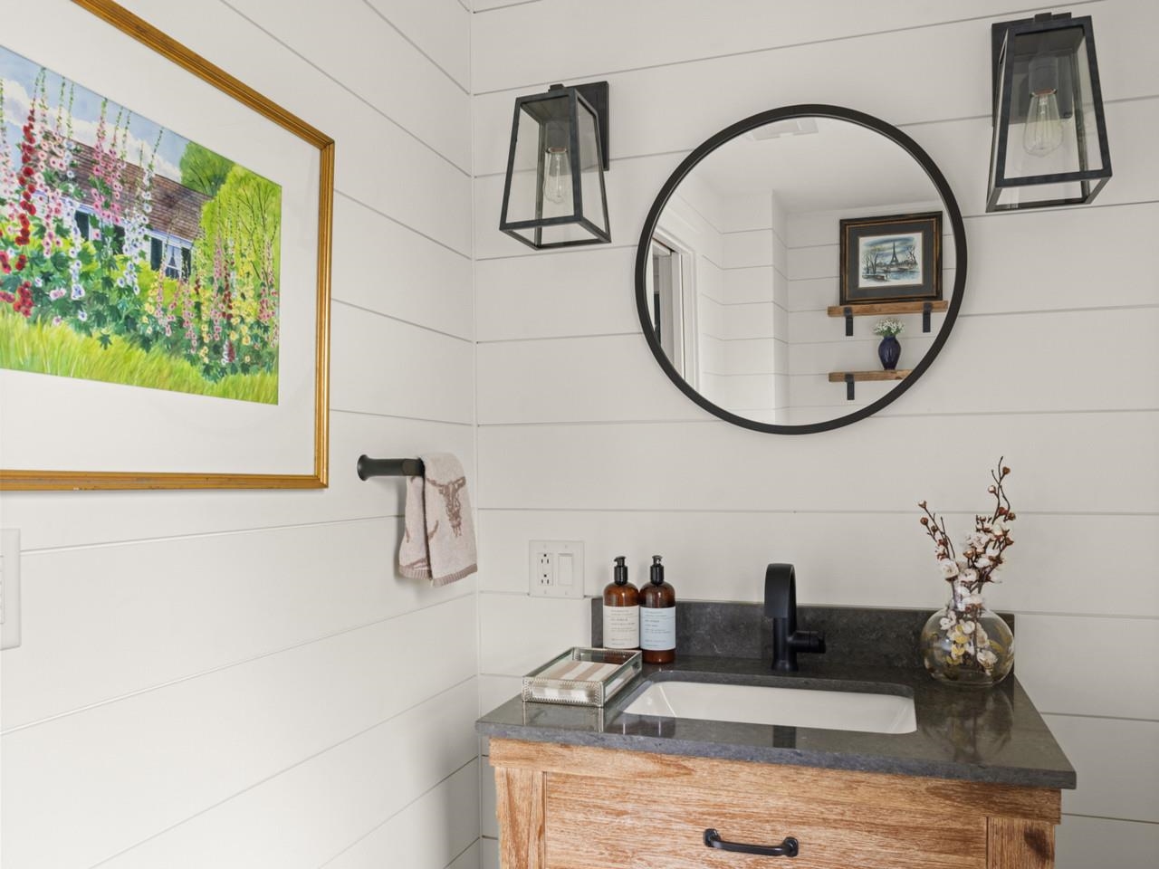 Half bath off mudroom