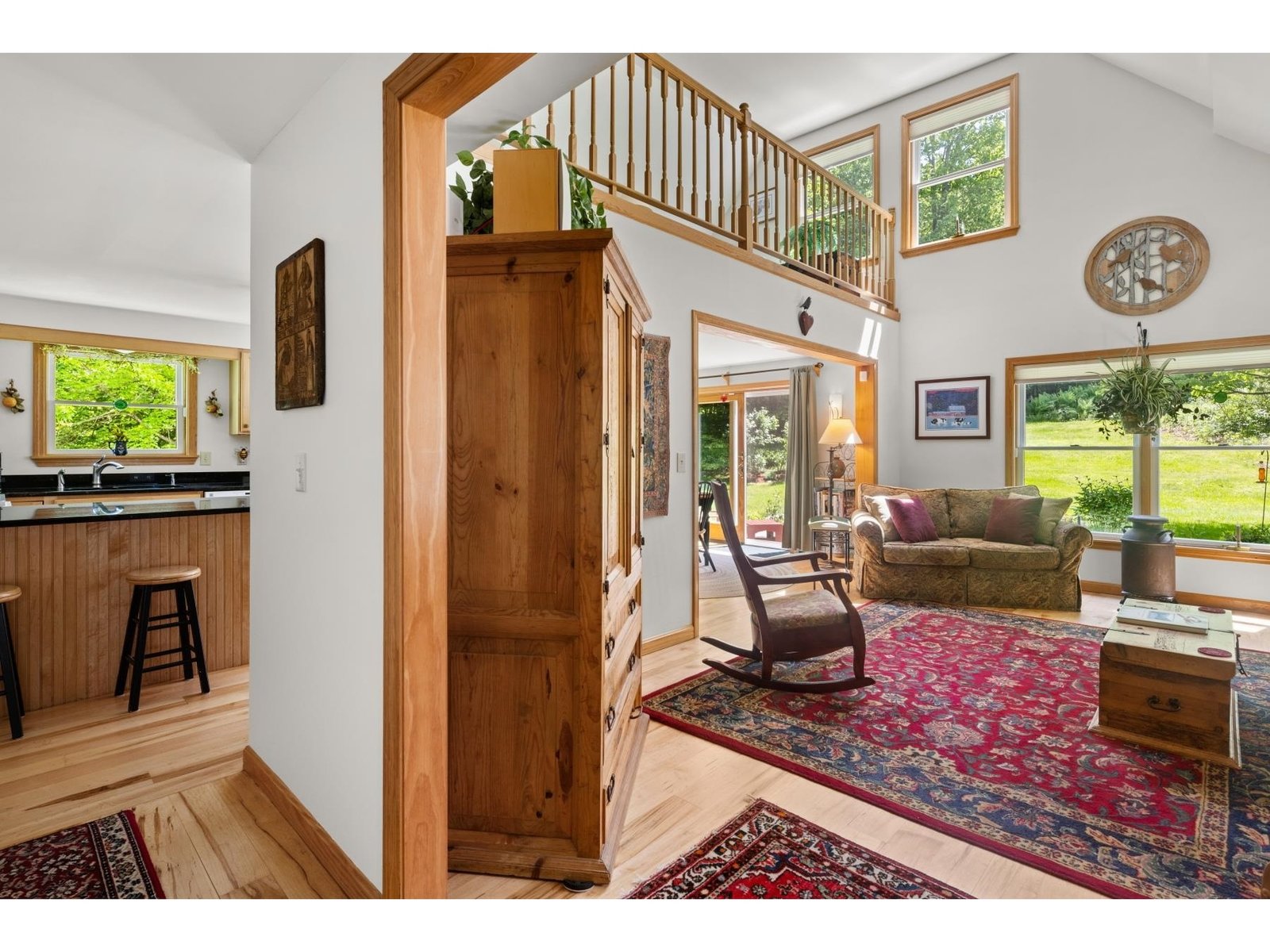 Mud room to Living room
