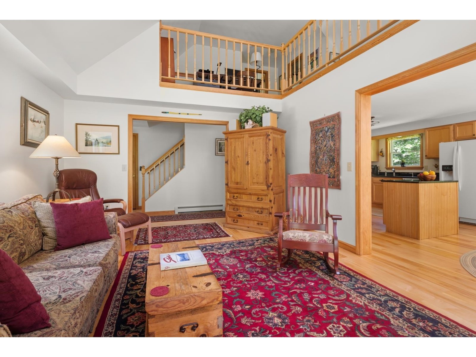 Living to Upper level