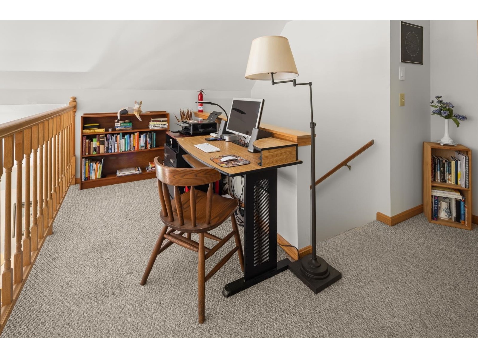 Library area/ desk space