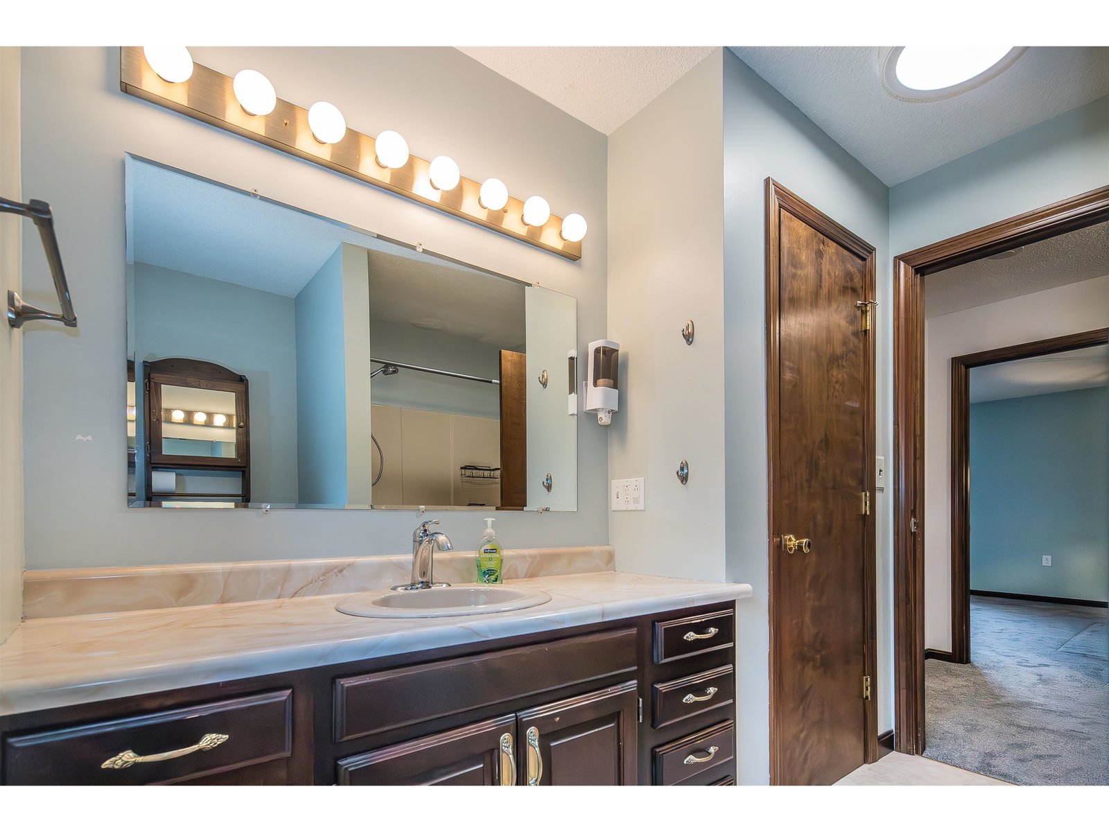 155 Dorr Drive, Unit Condo Unit #18
