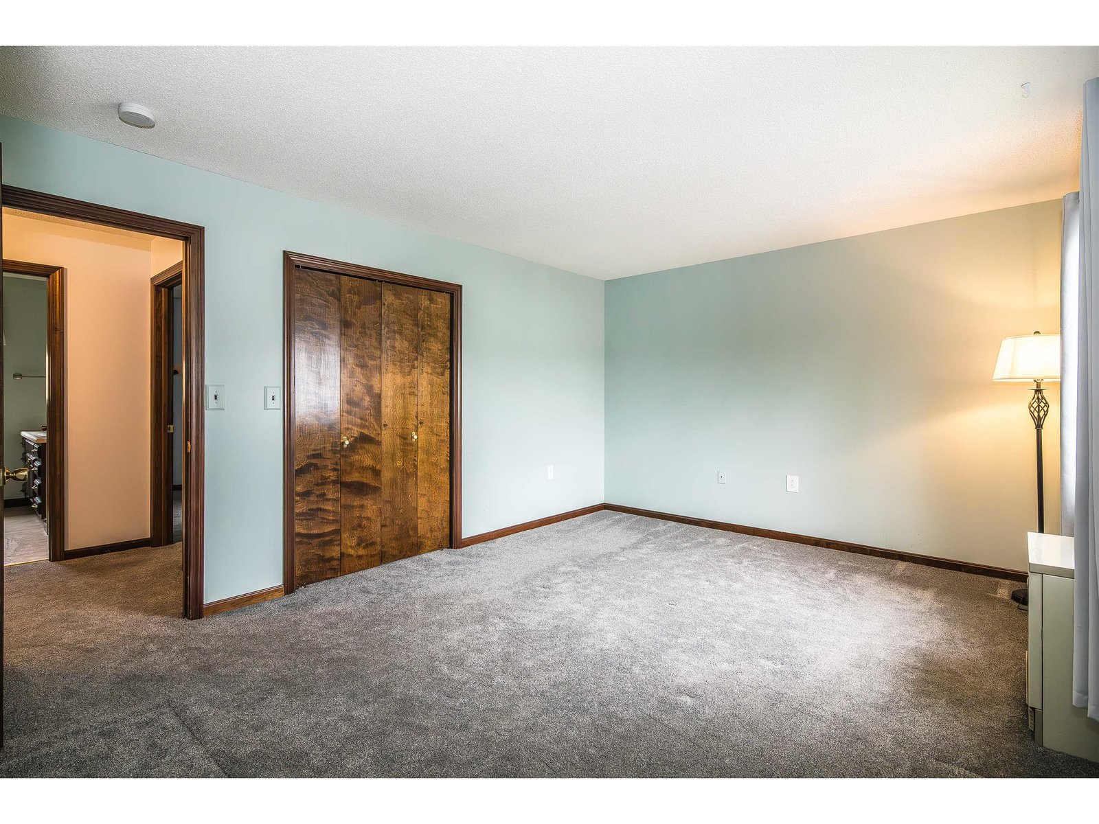 155 Dorr Drive, Unit Condo Unit #18
