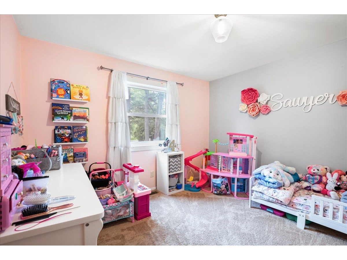 155 Woodcrest Circle