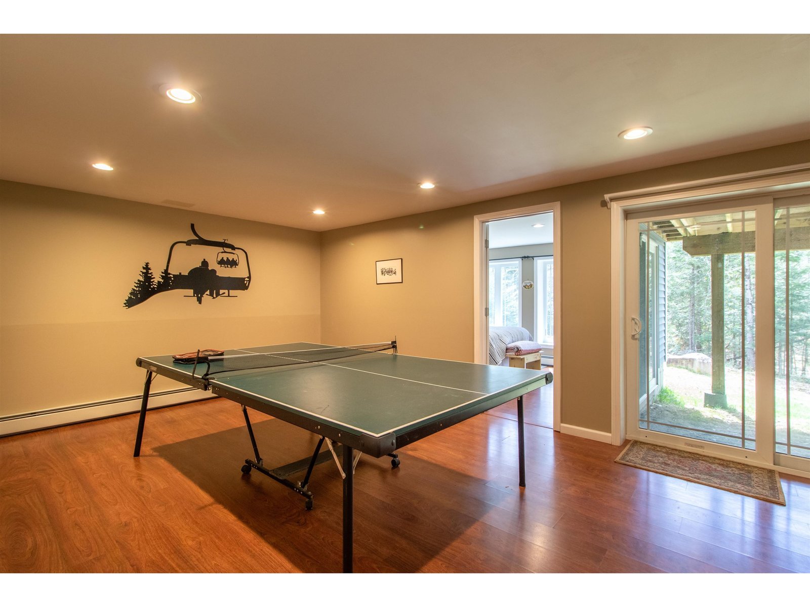 1559 Pinkham Road