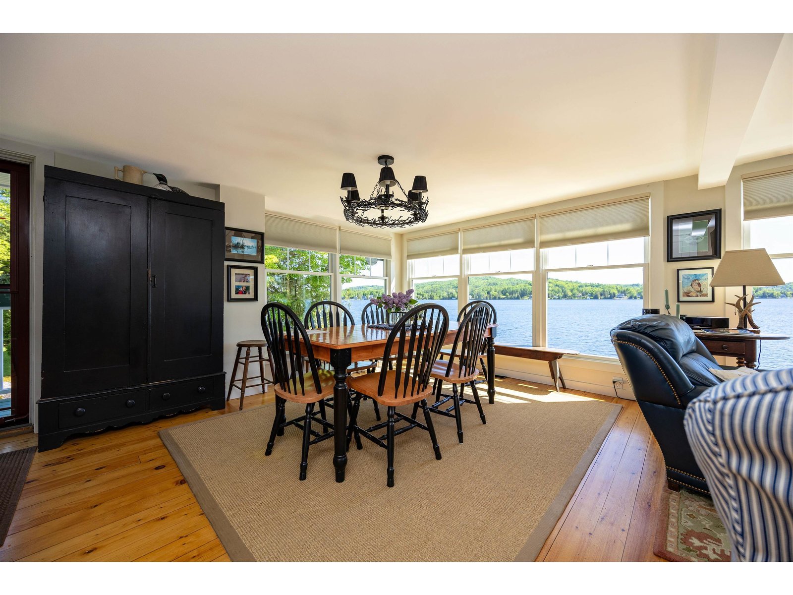 1559 West Shore Road