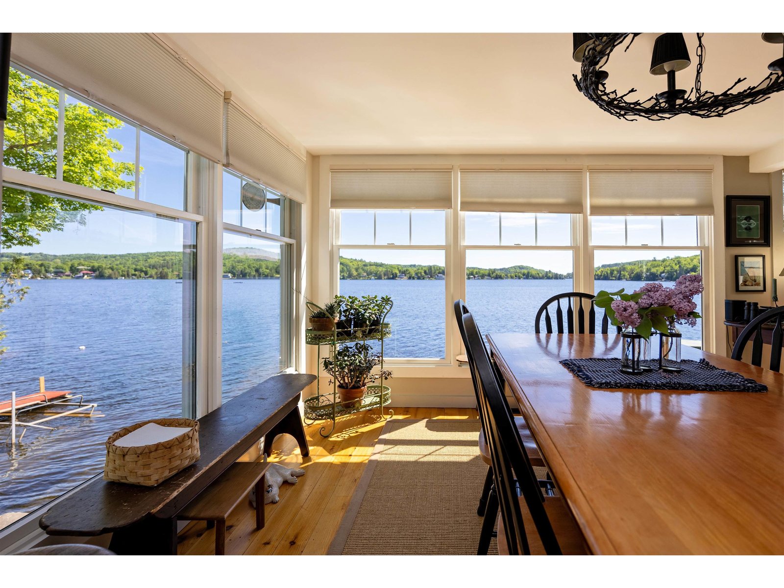 1559 West Shore Road