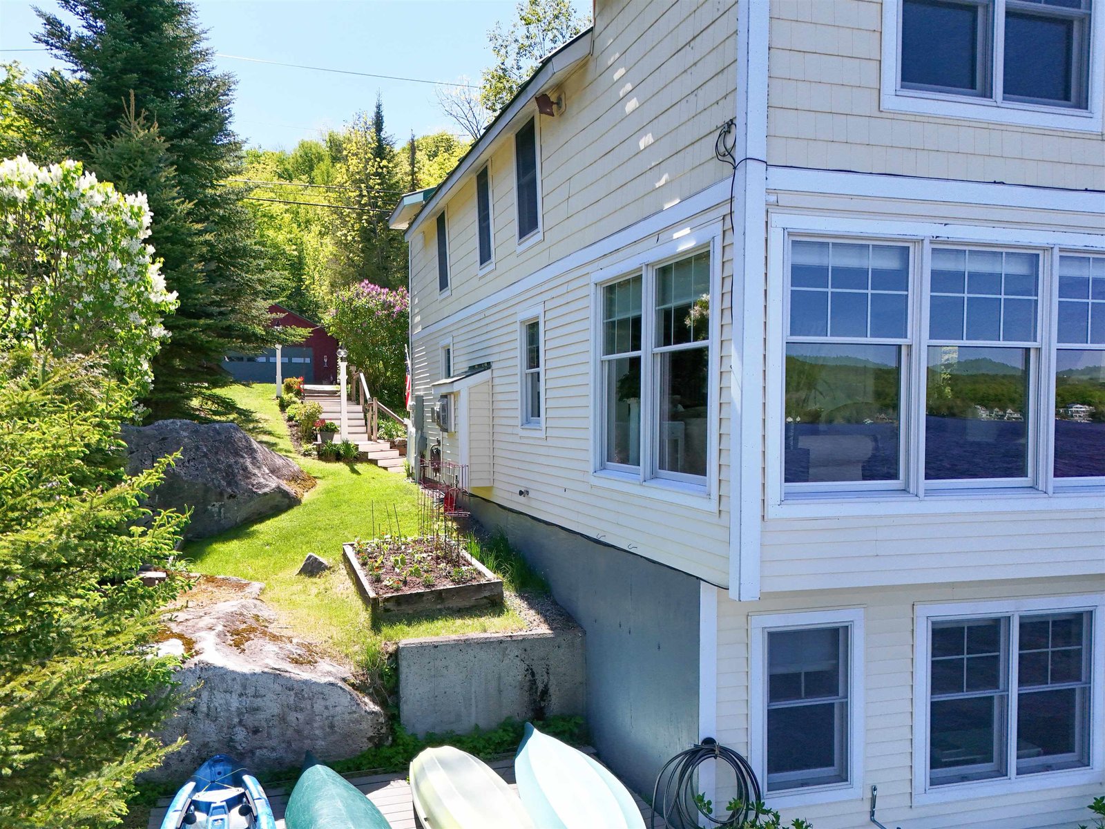 1559 West Shore Road