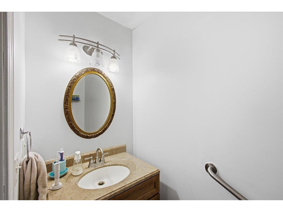 156 West Street, Unit 4