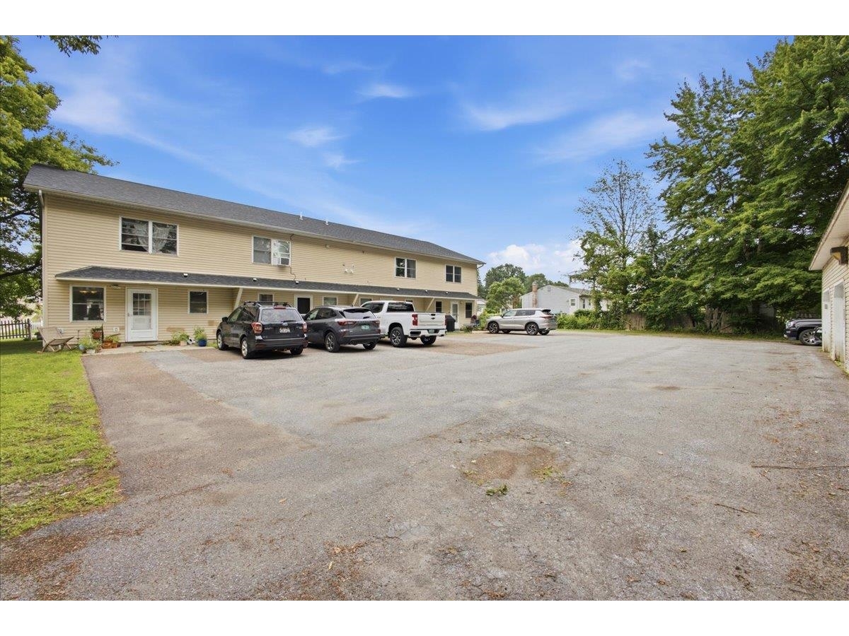 156 West Street, Unit 4