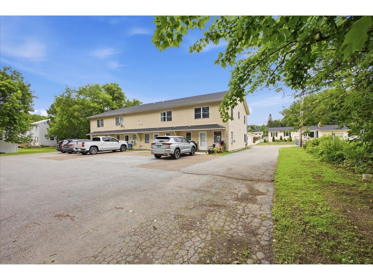 156 West Street, Unit 4