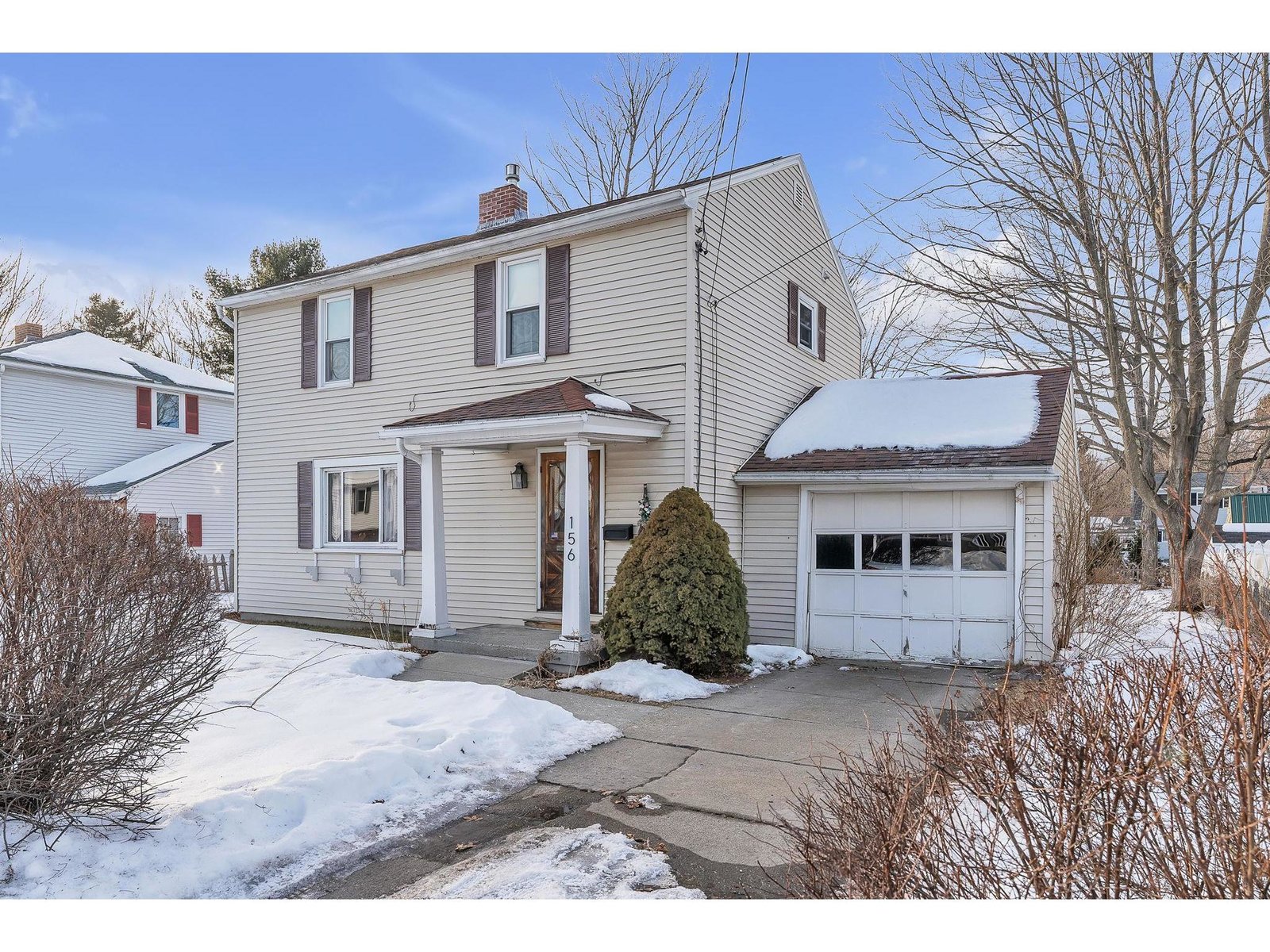156 Woodbury Road