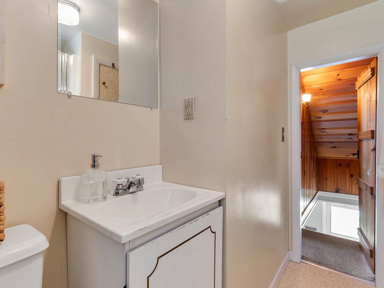 156 Woodlawn Road