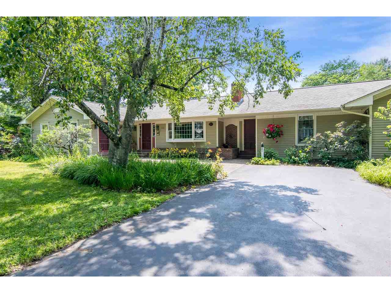 1561 Porters Point Road
