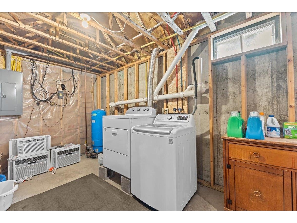 Basement Laundry & Utility Room