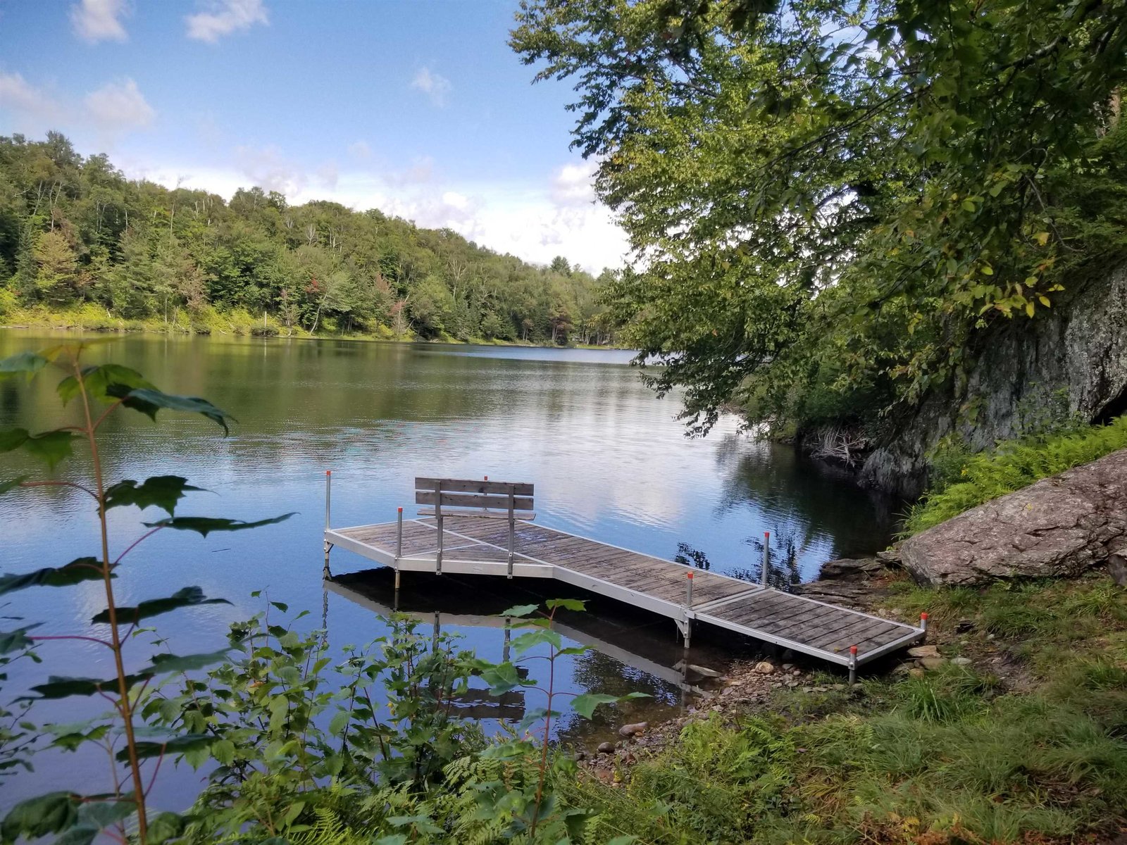 Gut Pond Frontage and Direct Access