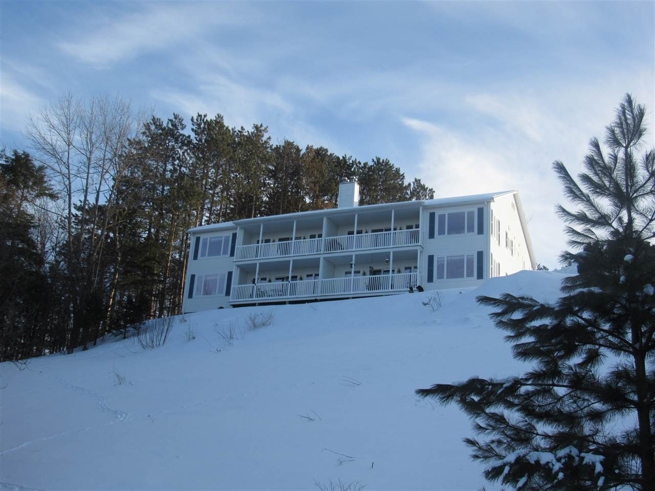 157 Memphremagog View, Unit D-4