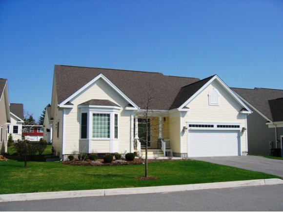 157 South Pointe Drive, Unit 157
