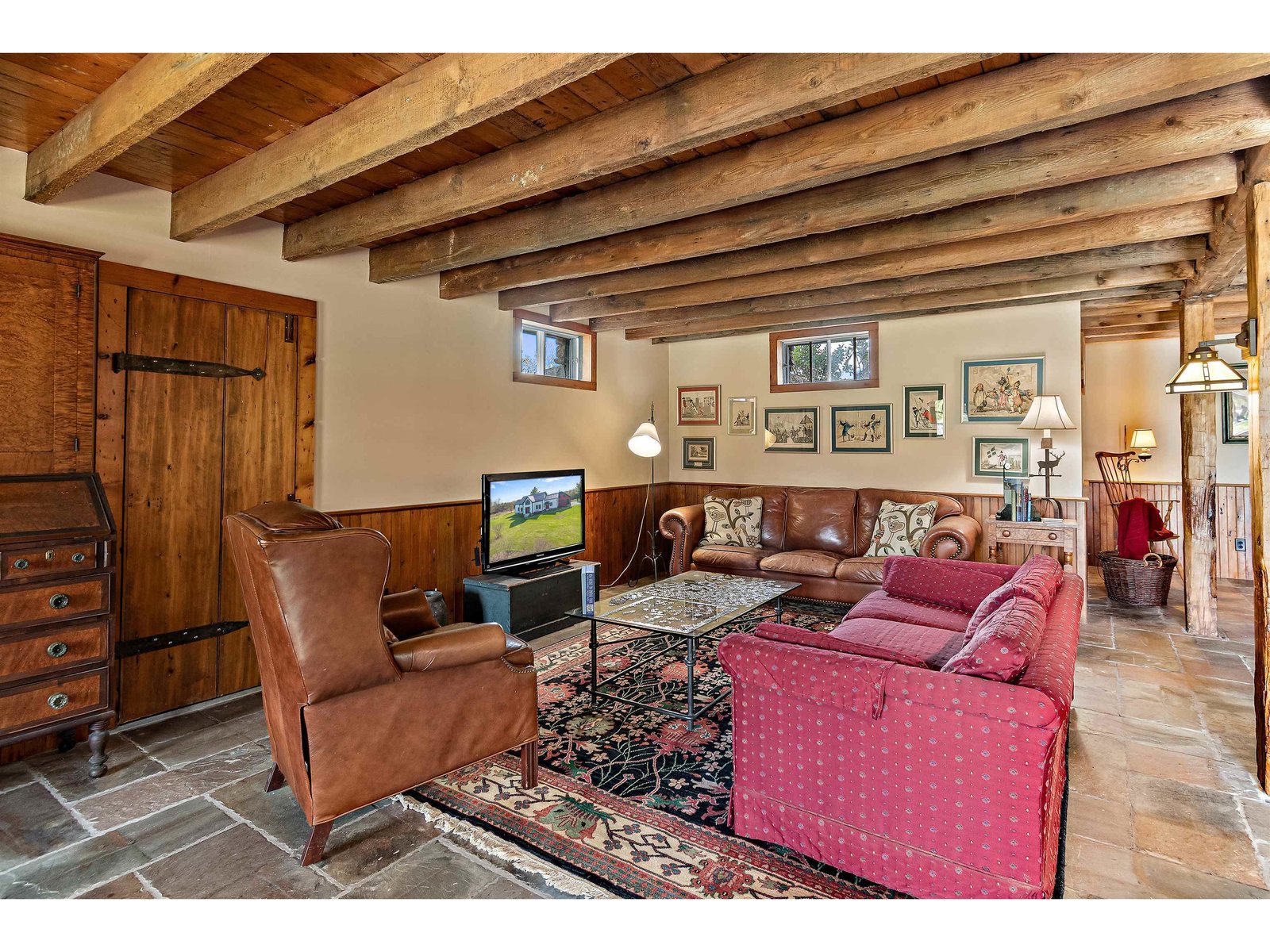Basement: Impeccable Craftsmanship