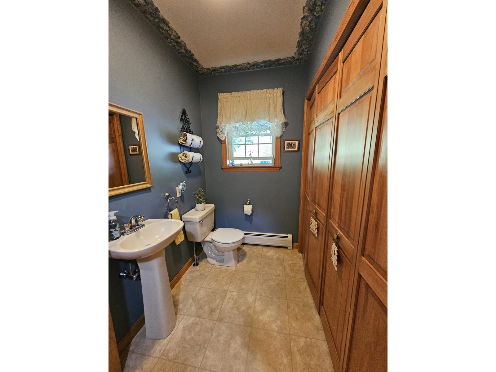 Half Bath w/ Laundry (1st Floor)