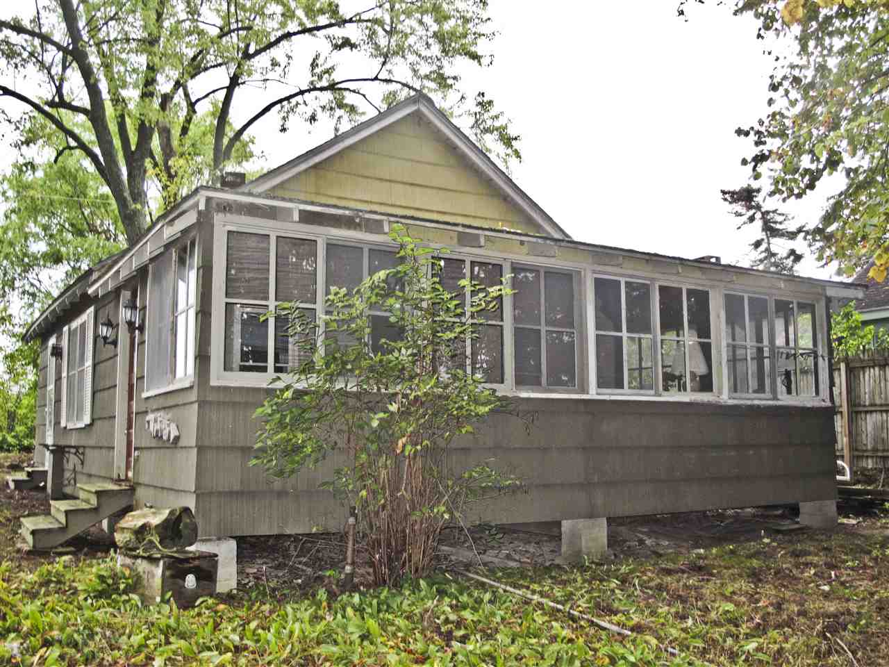 158 Button Bay Lane