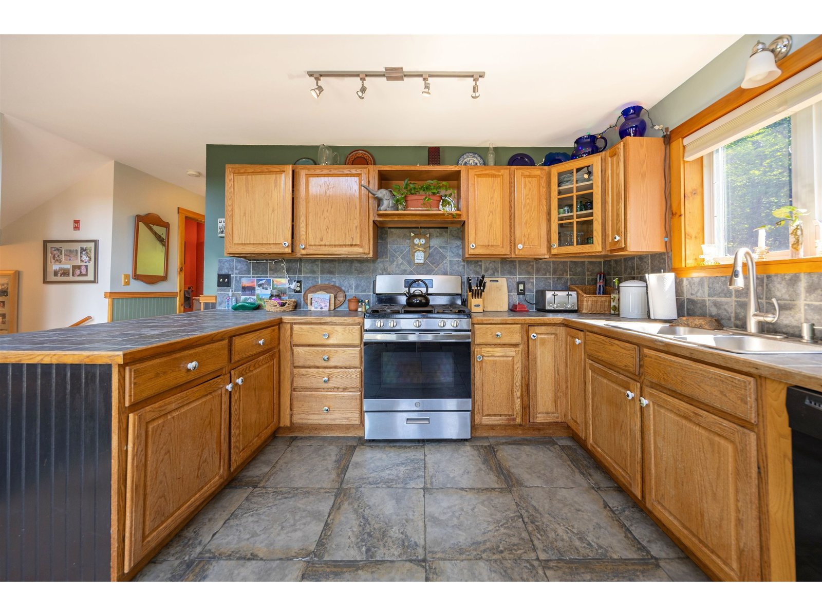 158 Camp Road