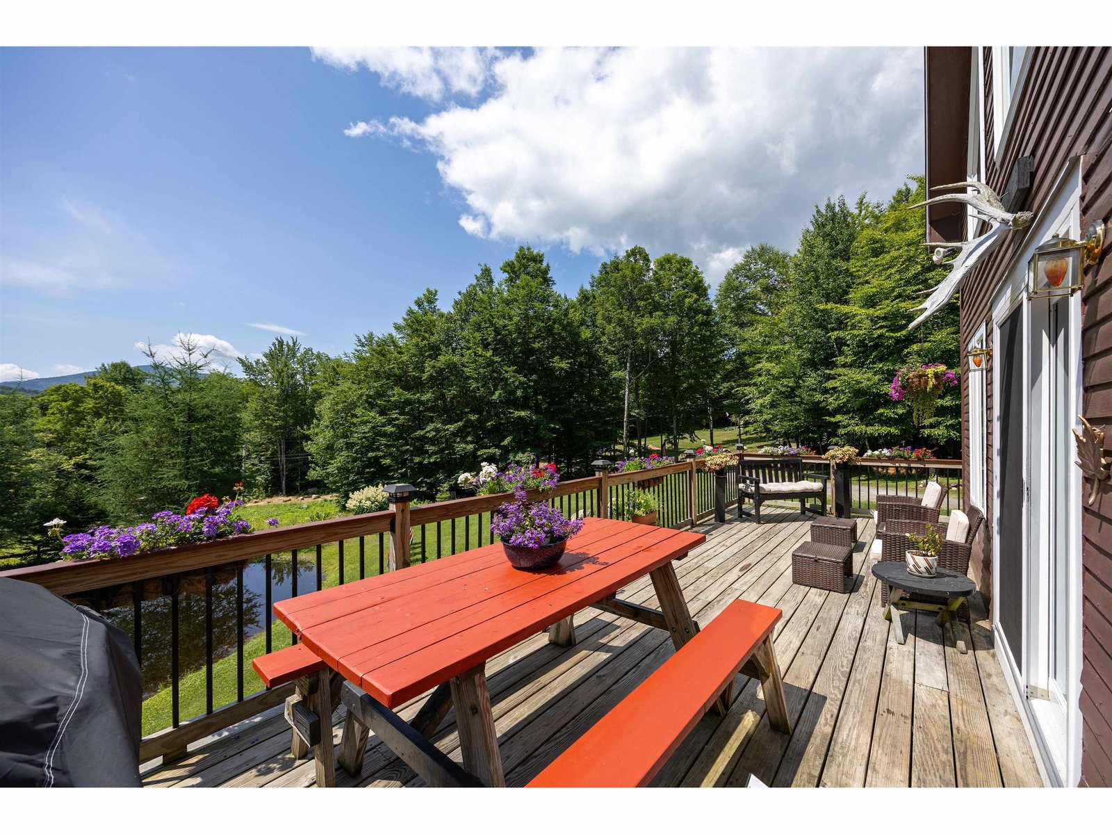 158 Camp Road