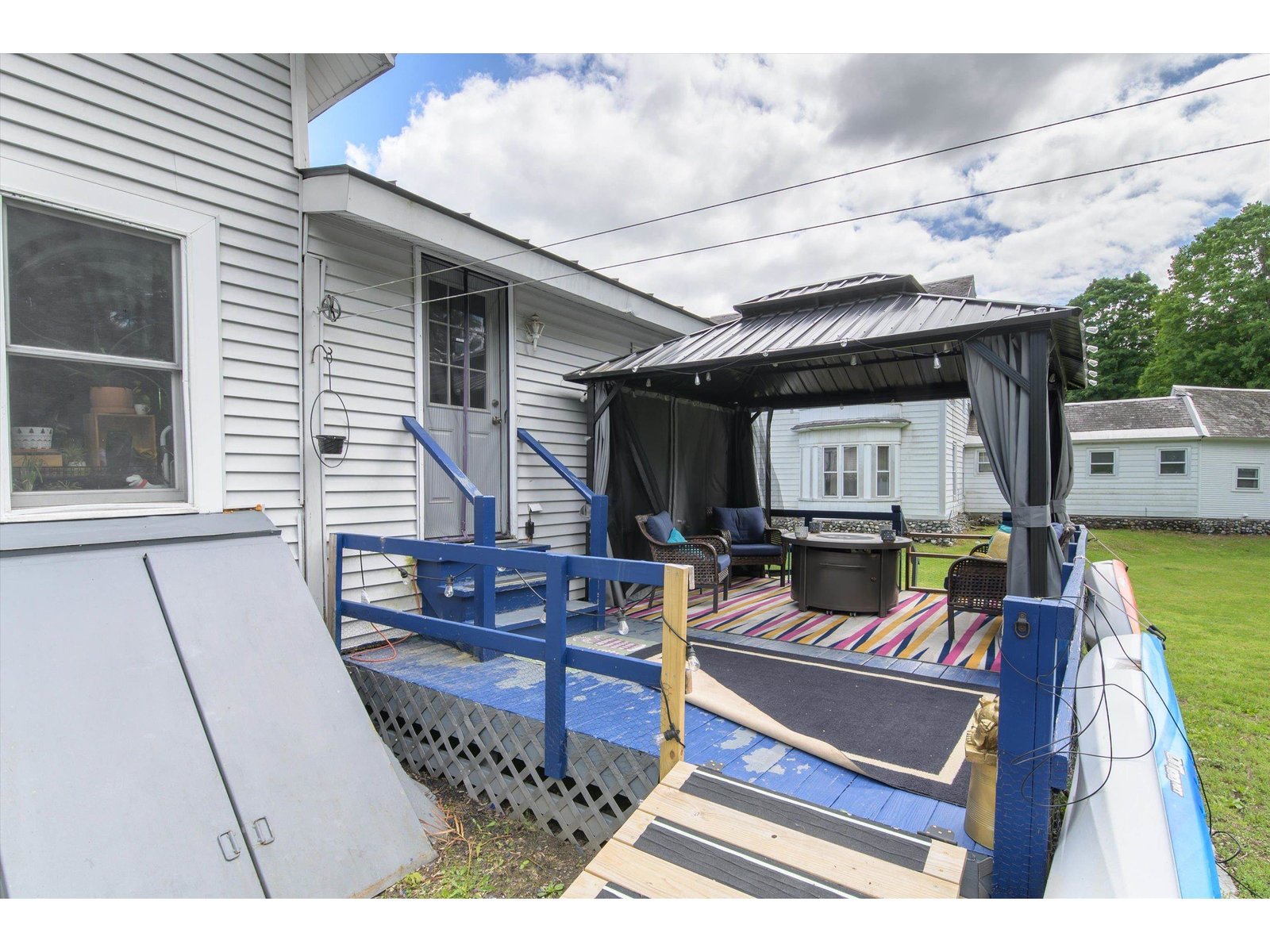 158 North Main Street