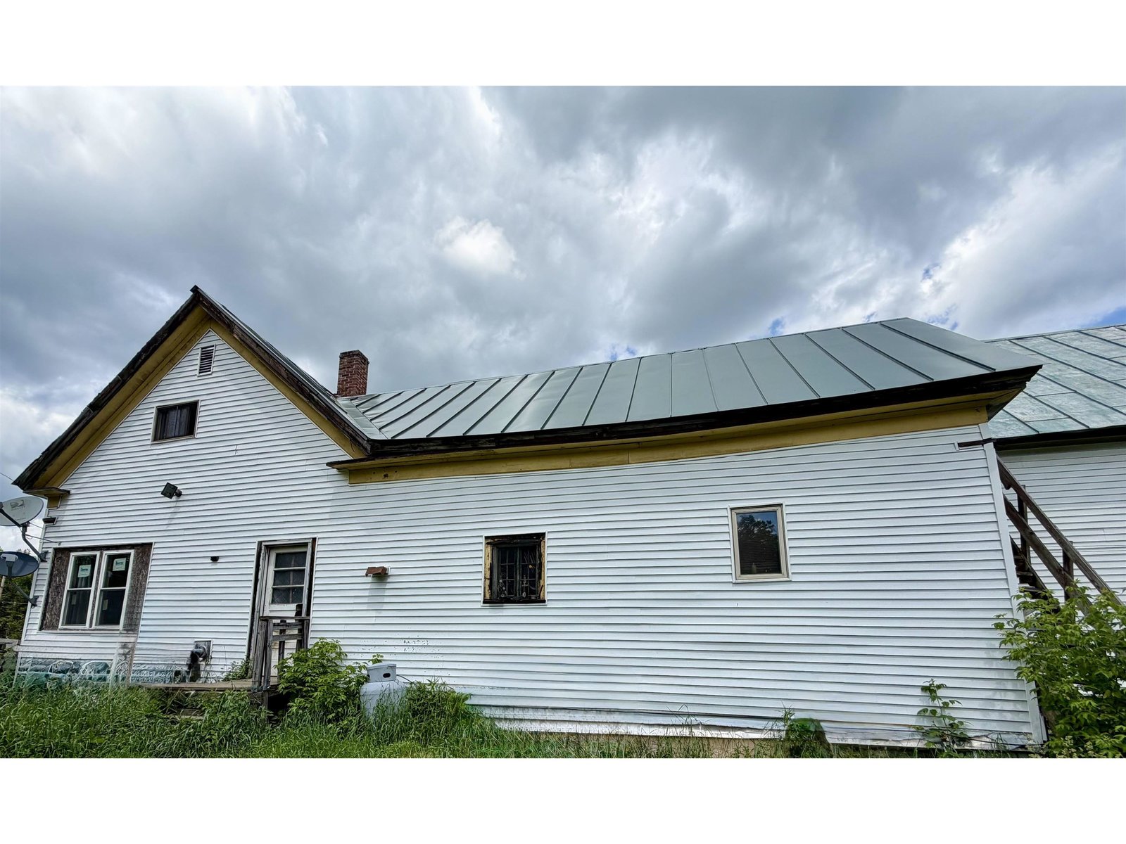 158 Railroad Street