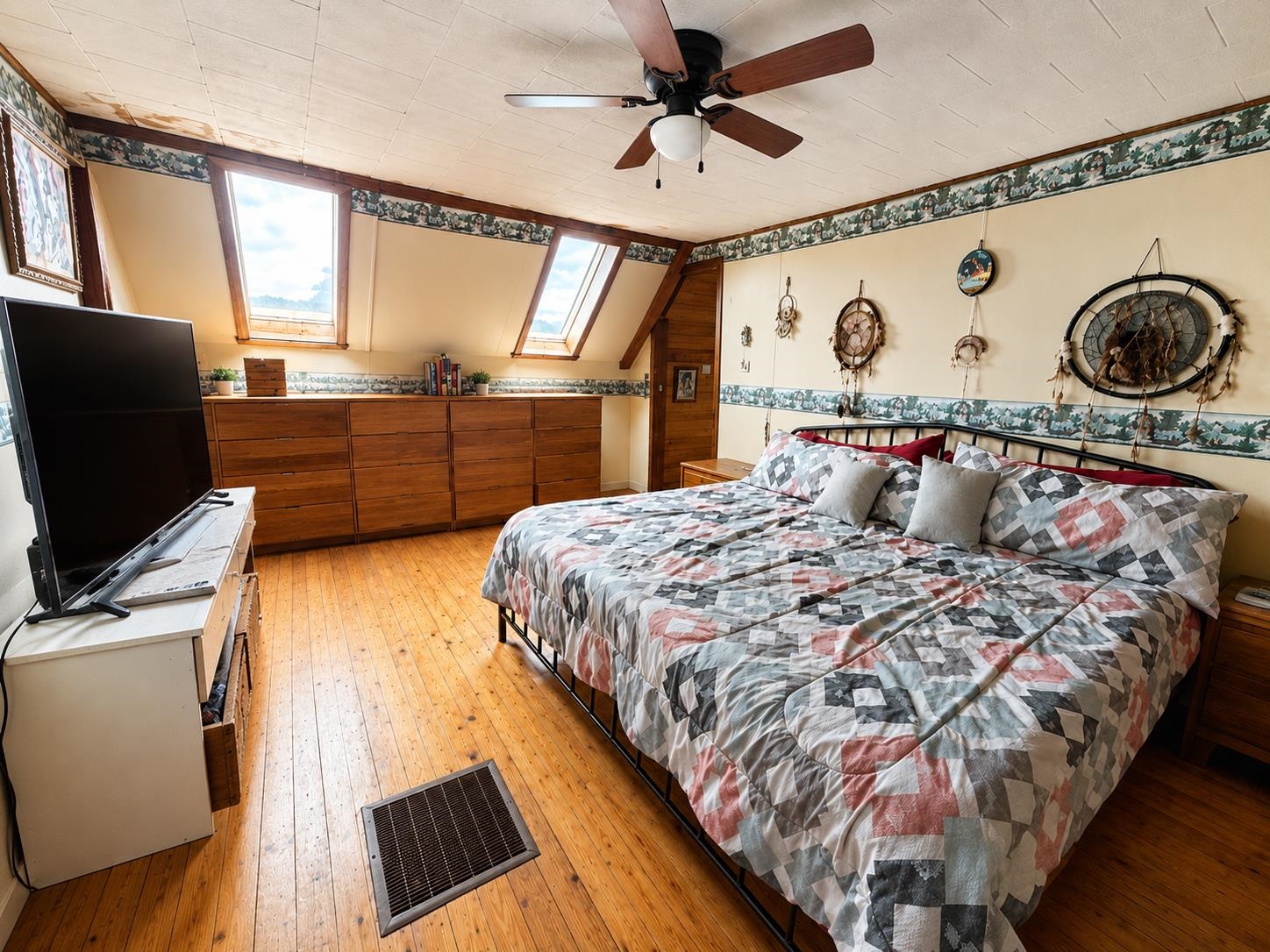 158 Railroad Street
