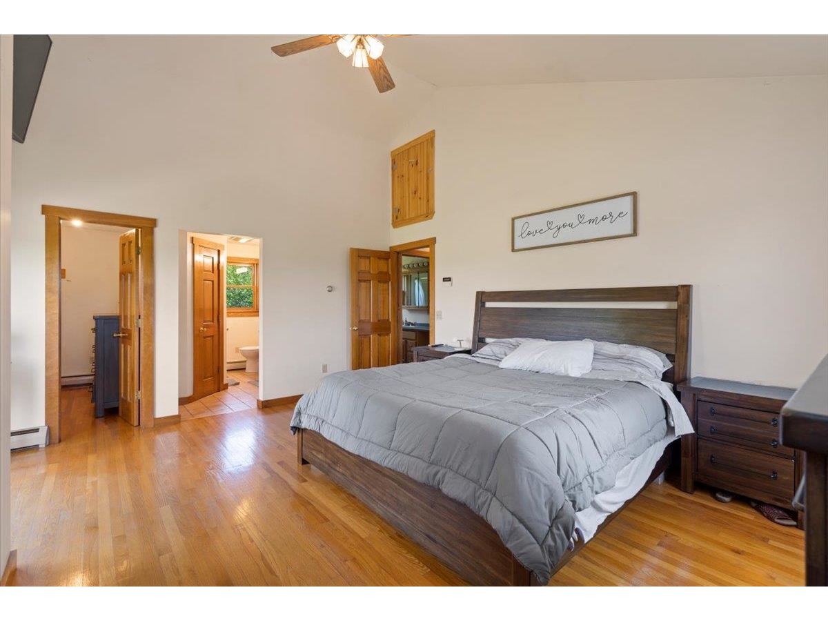 1585 Country Club Road
