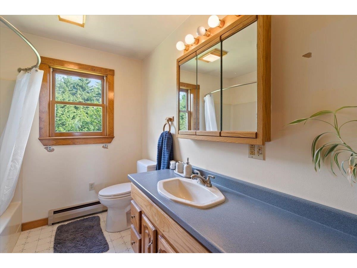 1585 Country Club Road