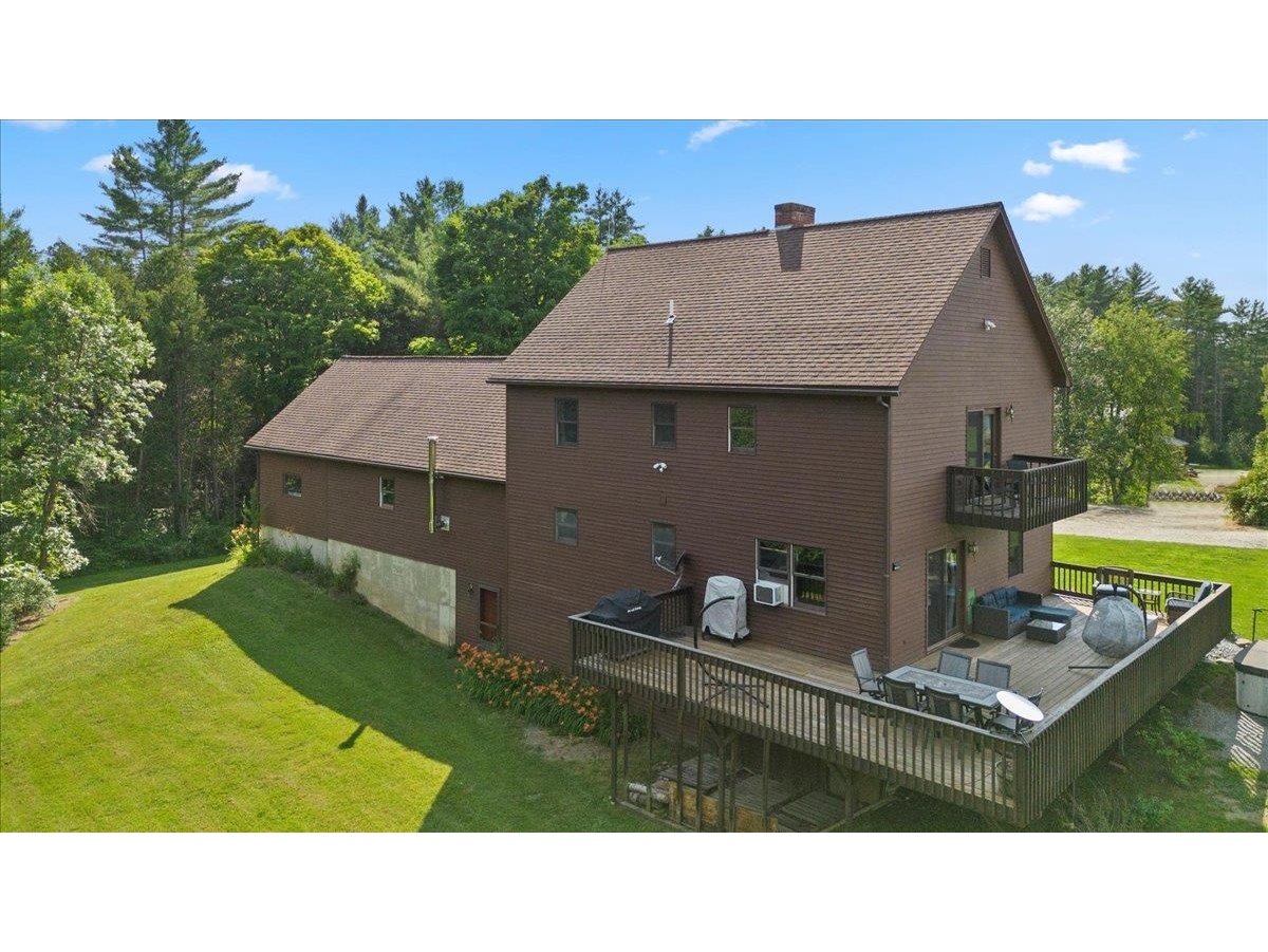 1585 Country Club Road