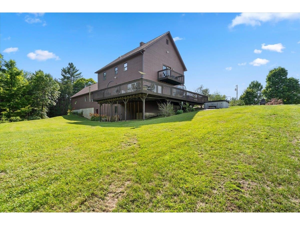 1585 Country Club Road