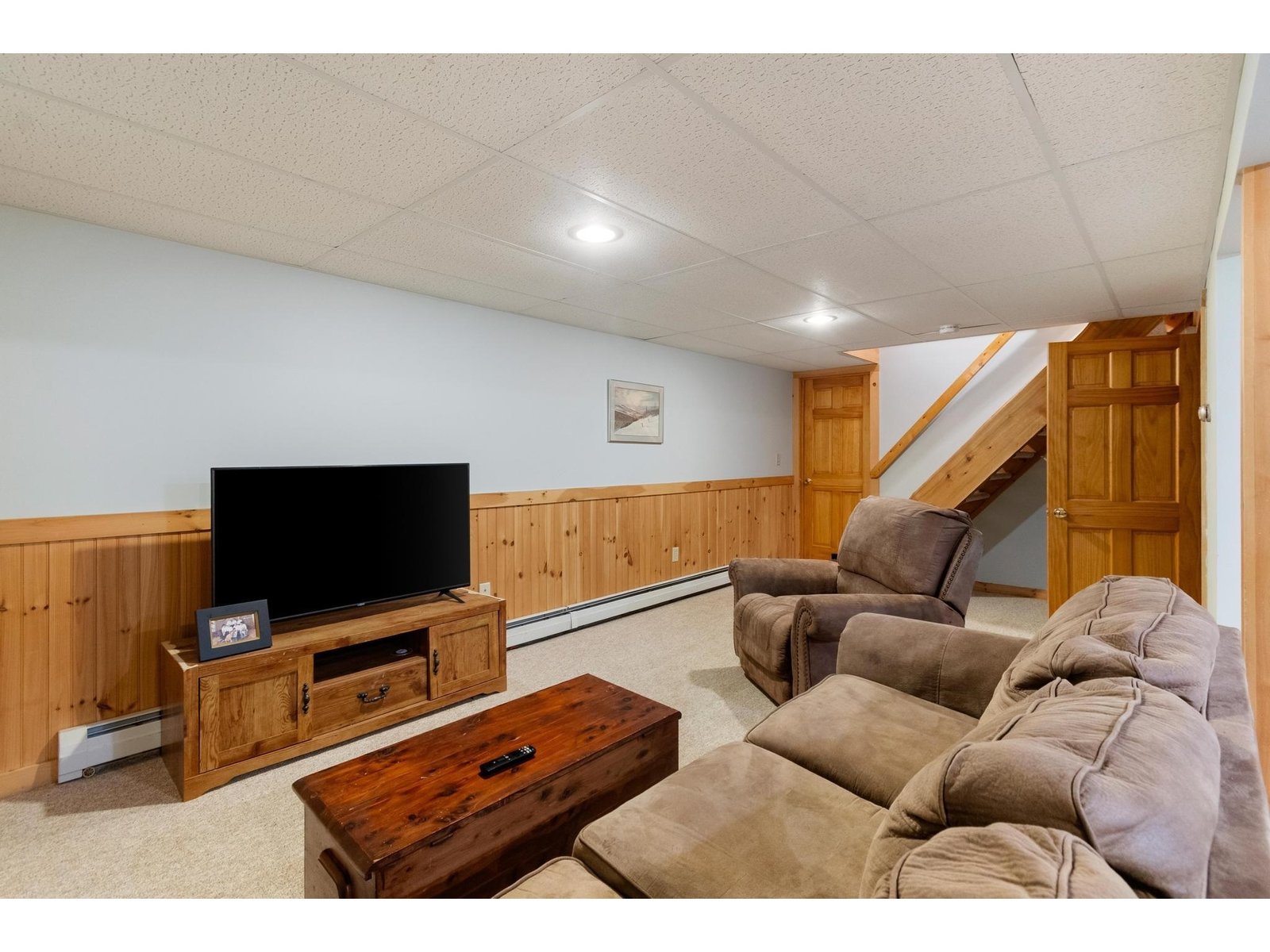 1586 Church Road