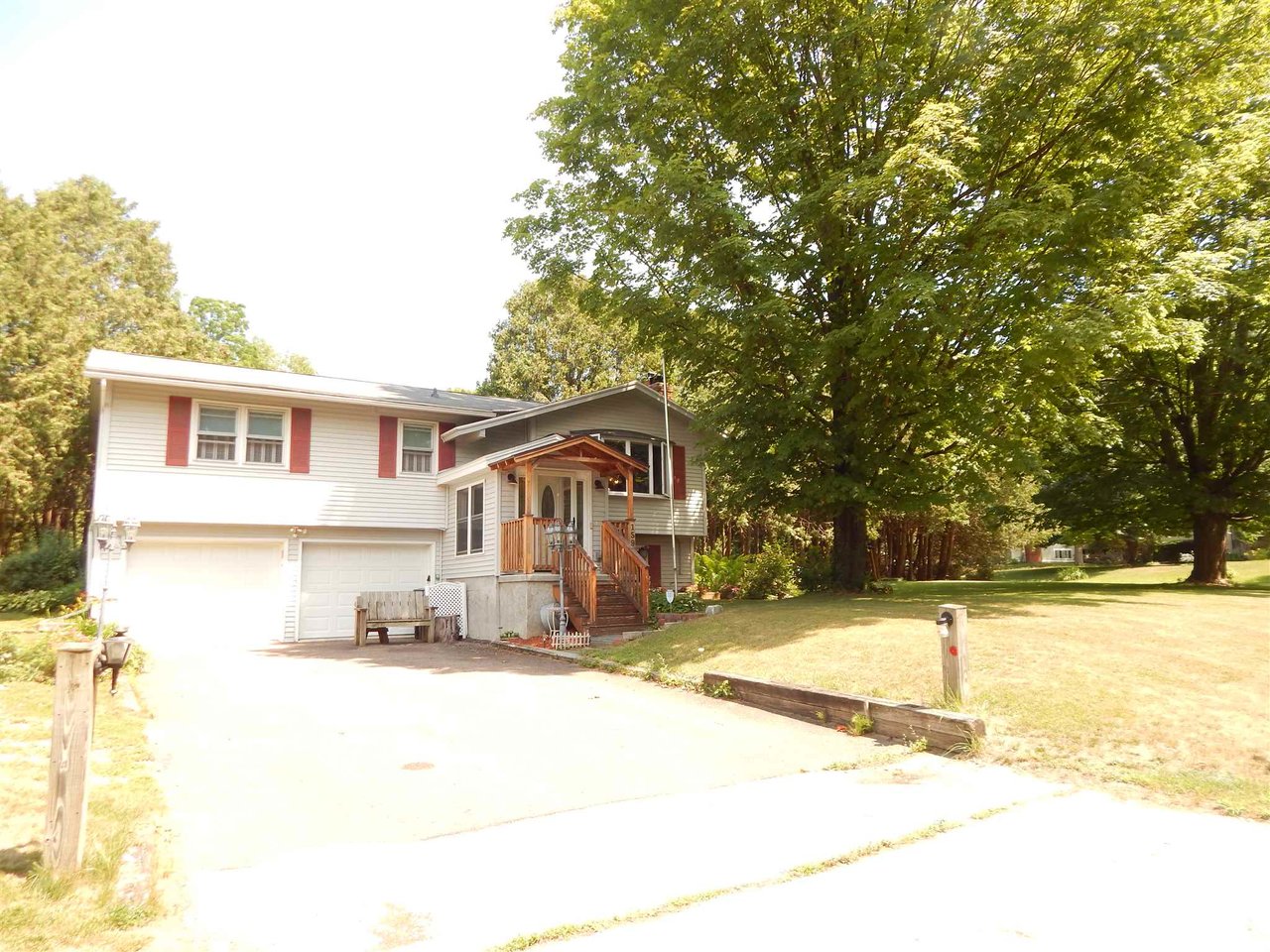 159 Hedgerow Drive