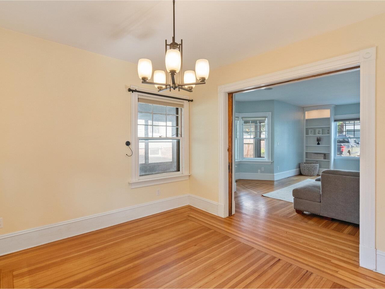 Formal dining room