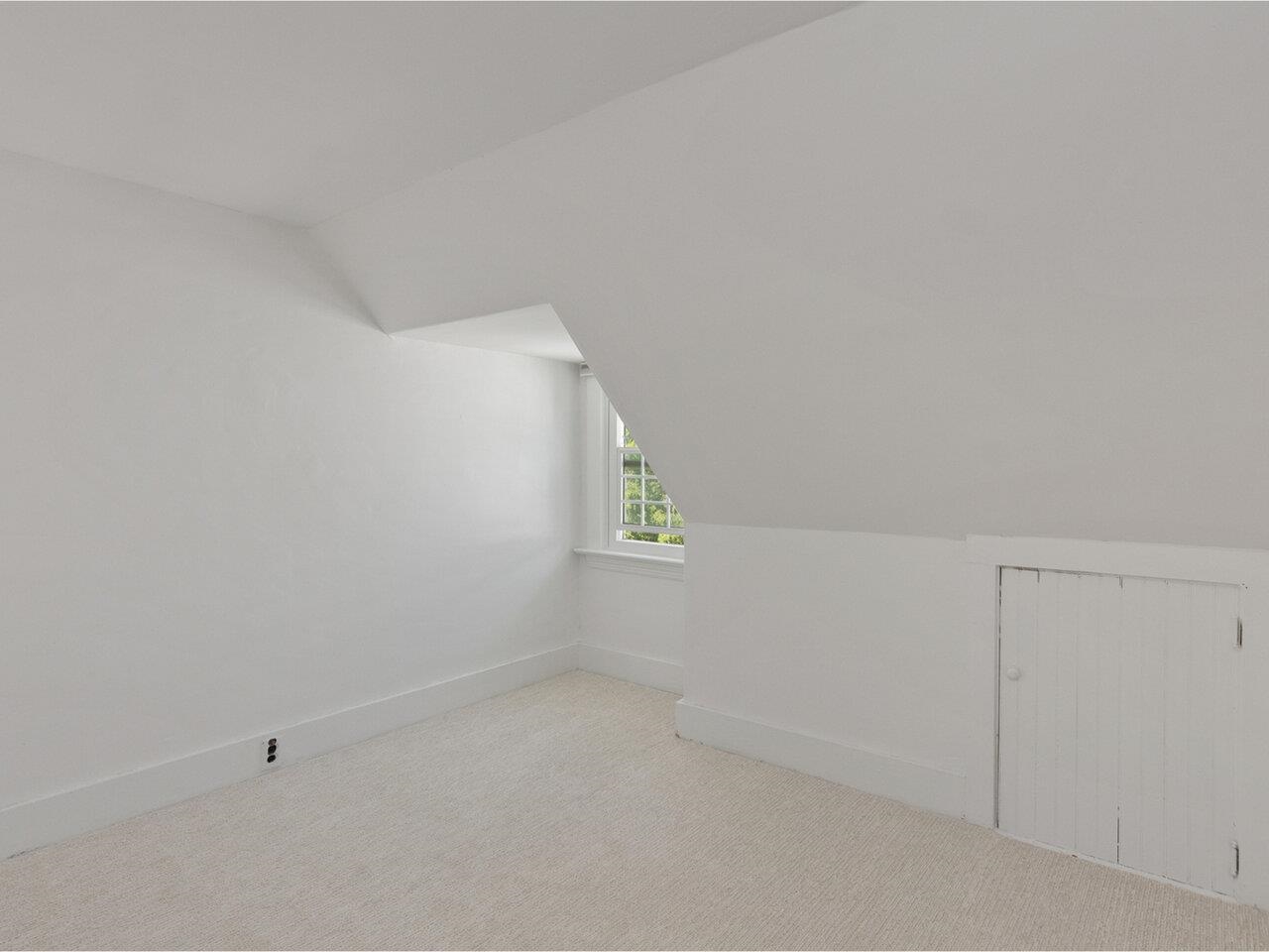 3rd floor - bedroom #5