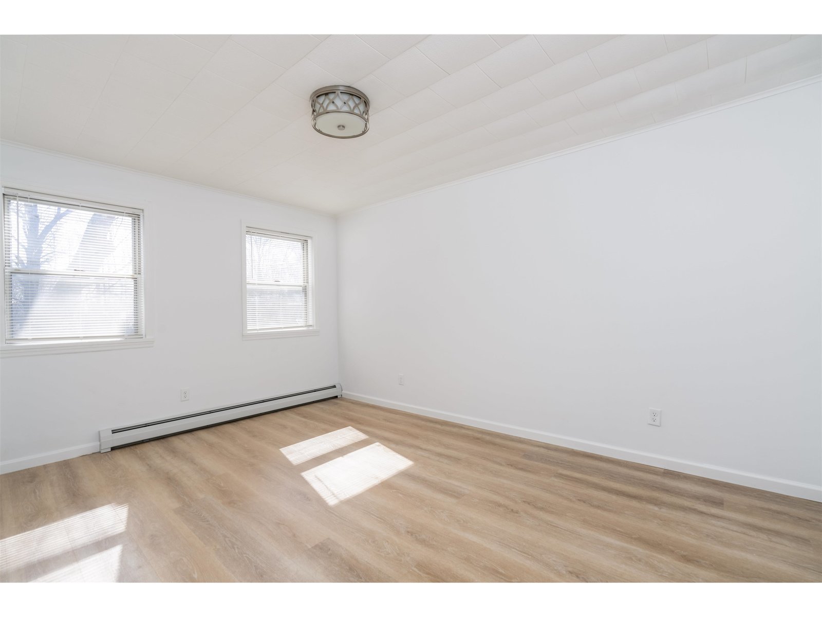 15A Linda Avenue