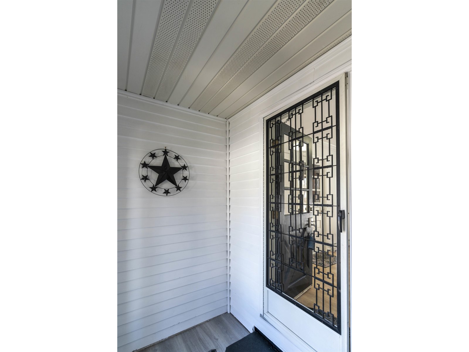 15A Linda Avenue