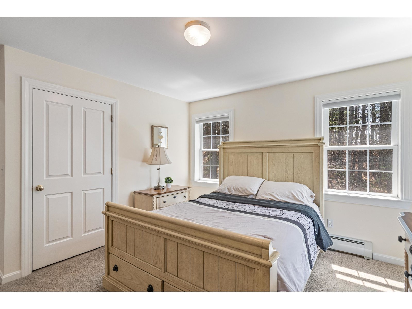 16 Bradley Bow Road