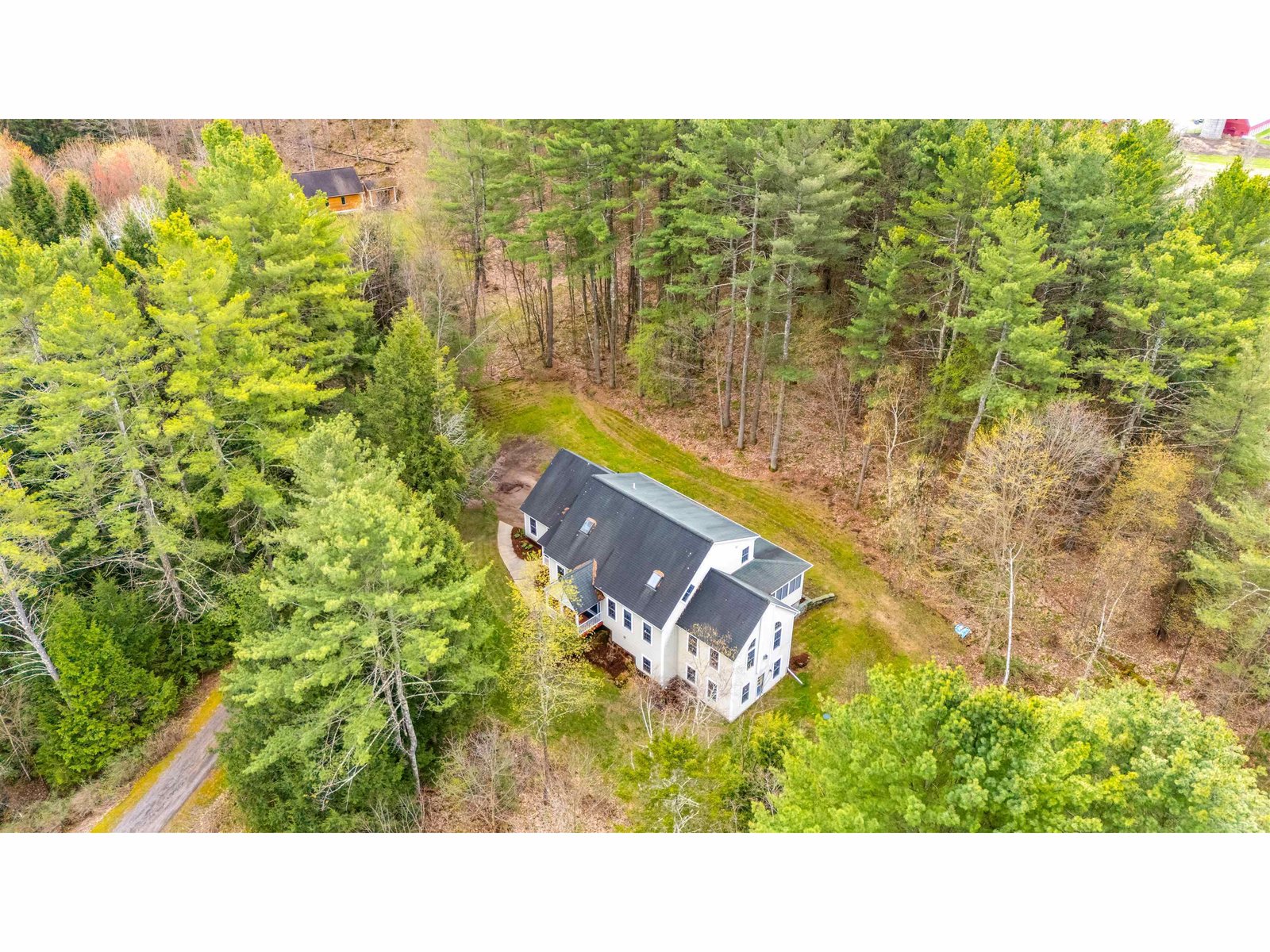 16 Bradley Bow Road