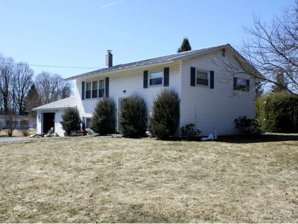 16 Cardinal Circle