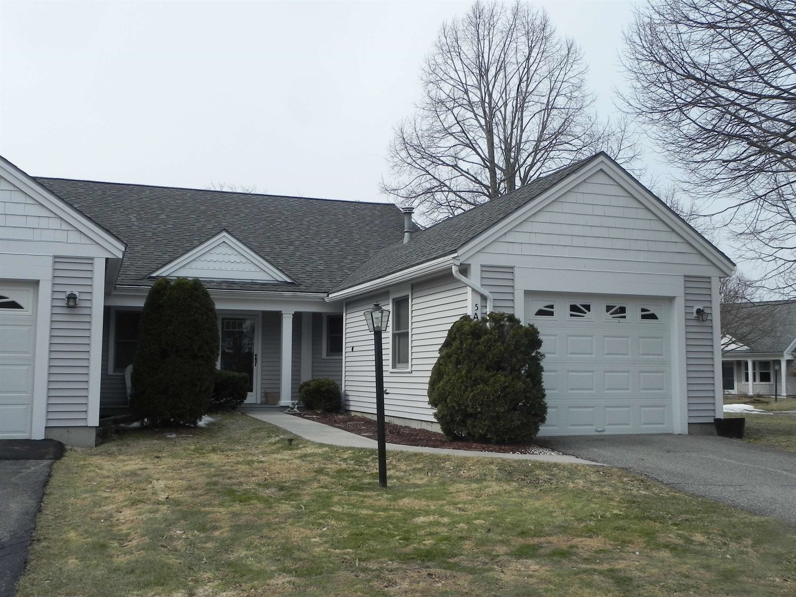 16 Clover Drive, Unit 5A