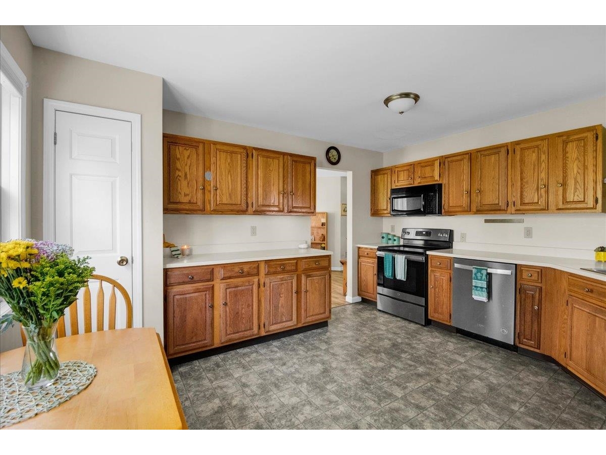 16 Clover Drive, Unit 8D