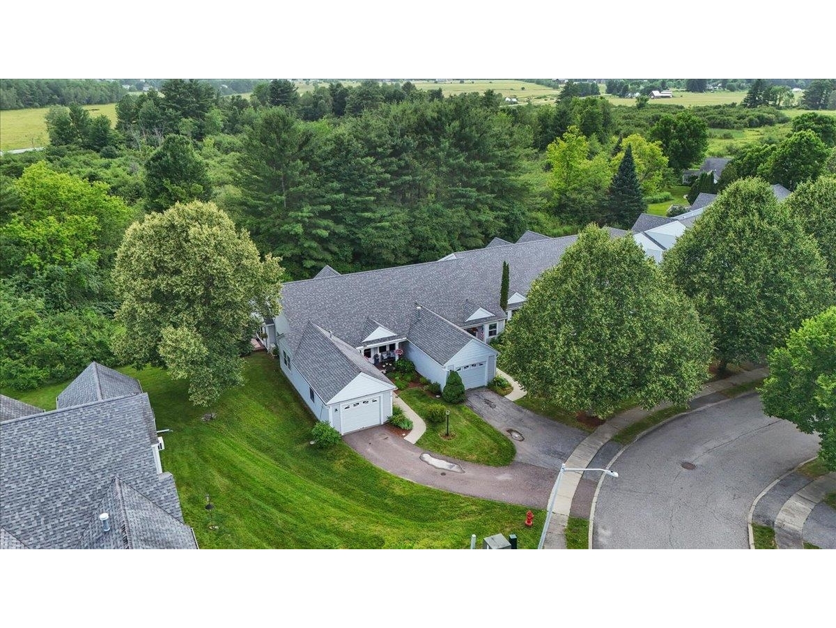 16 Clover Drive, Unit 8D