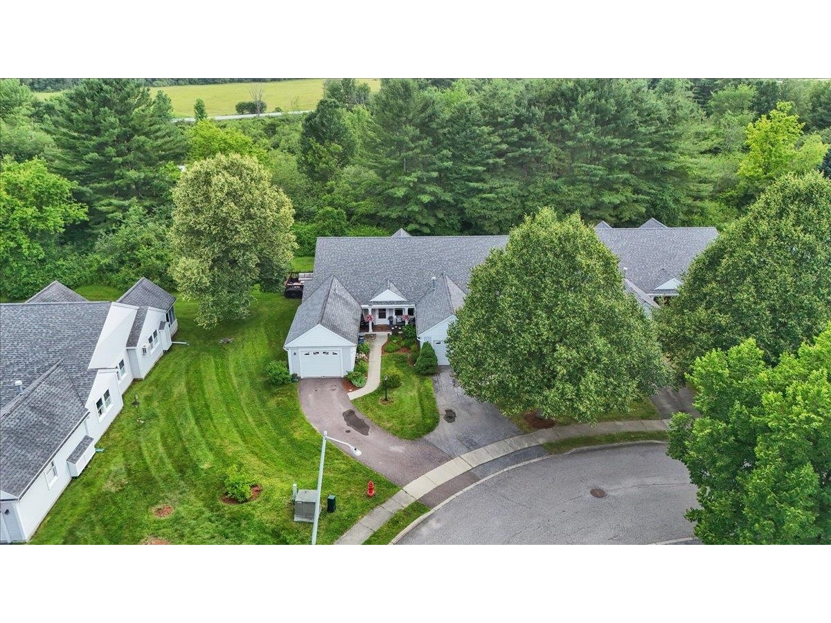 16 Clover Drive, Unit 8D