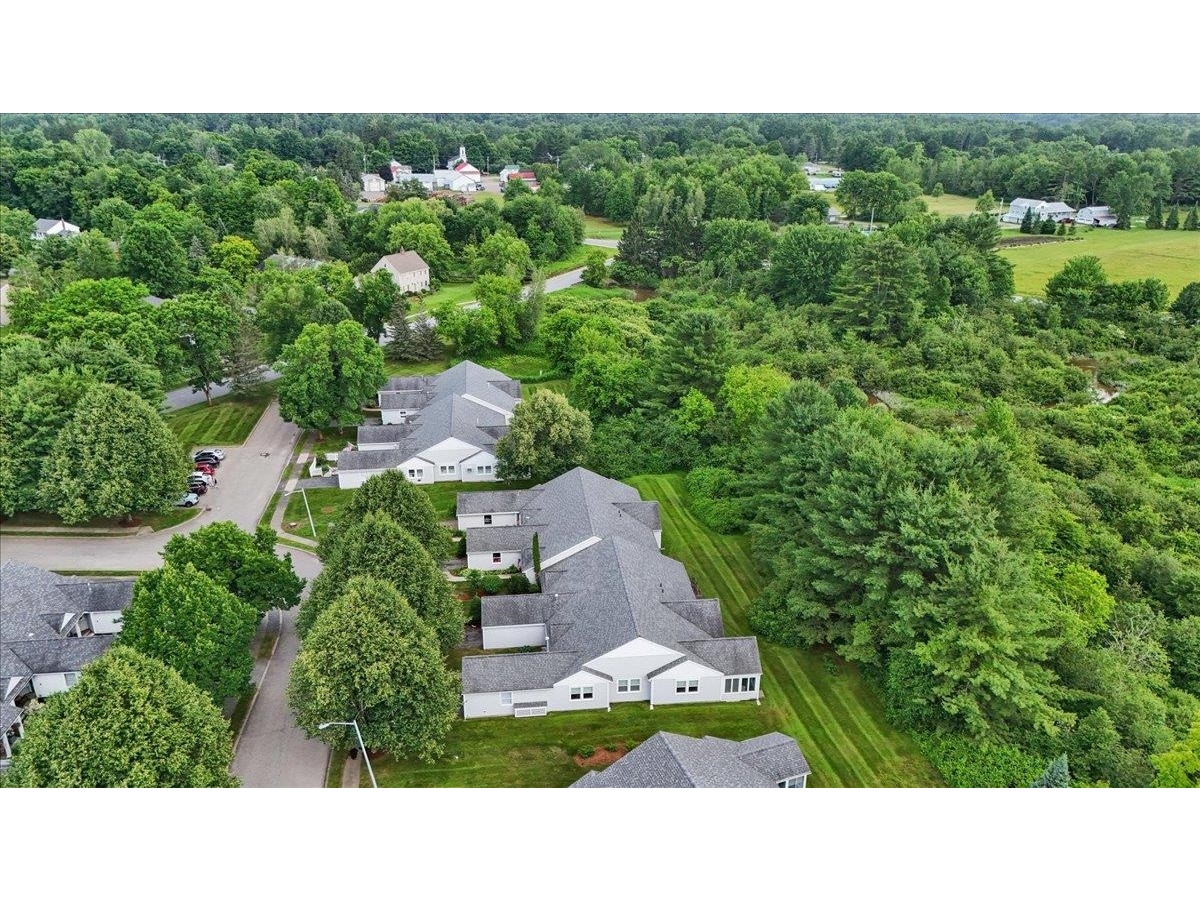 16 Clover Drive, Unit 8D