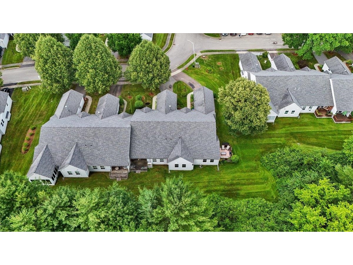 16 Clover Drive, Unit 8D