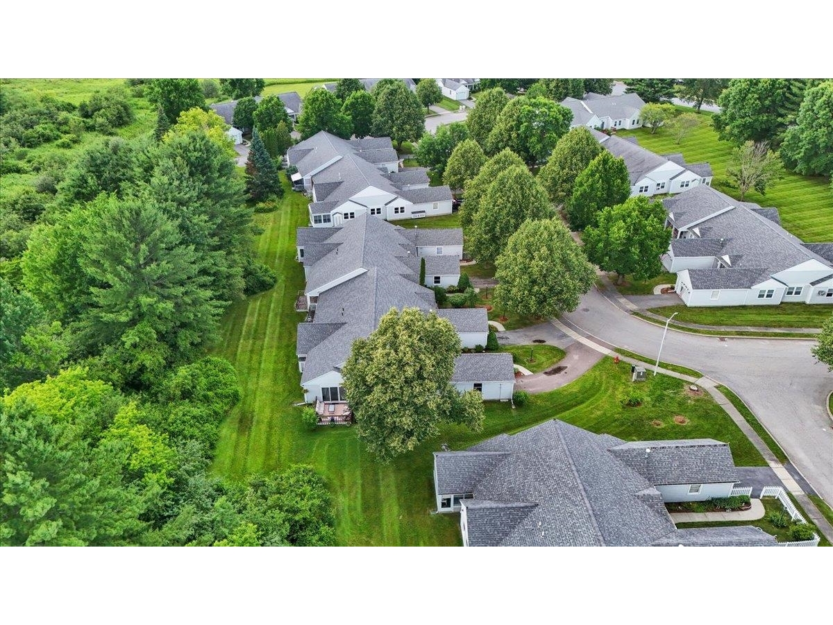 16 Clover Drive, Unit 8D