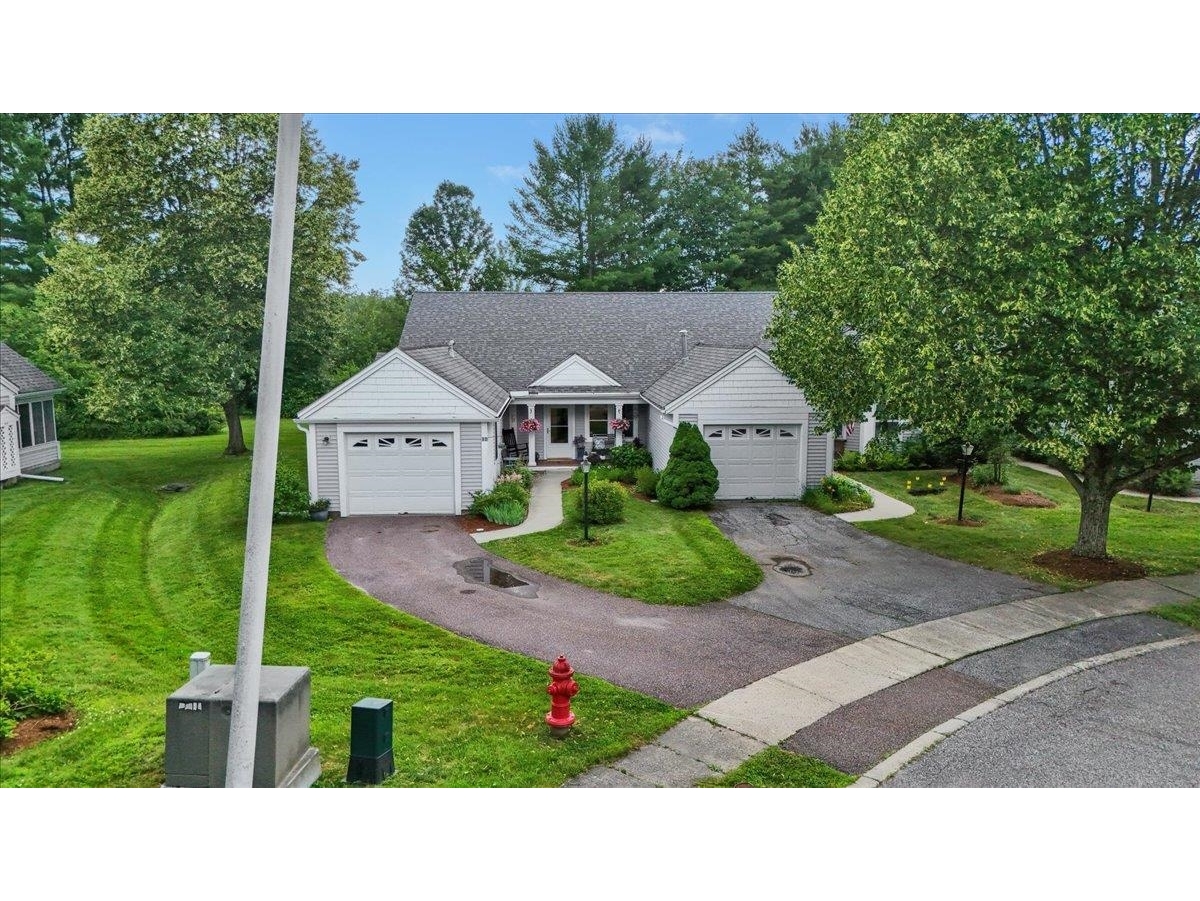 16 Clover Drive, Unit 8D